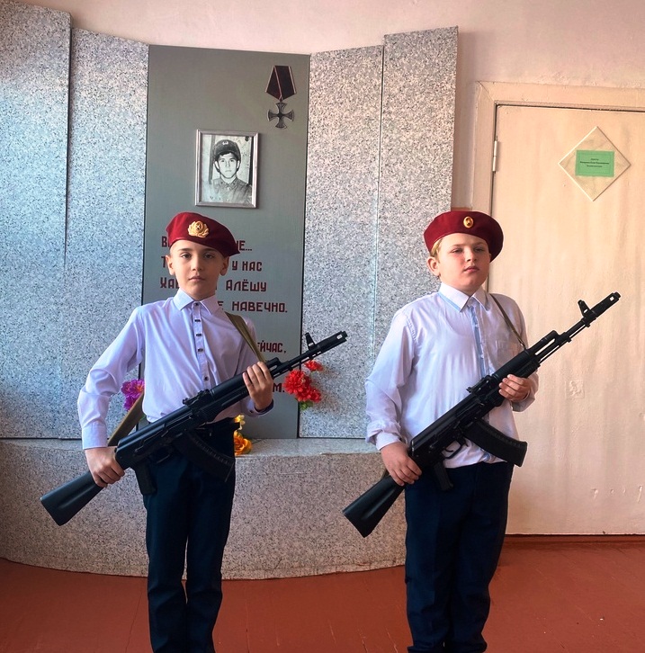 Месячник оборонно-массовой и военно-патриотической работы среди школьников..